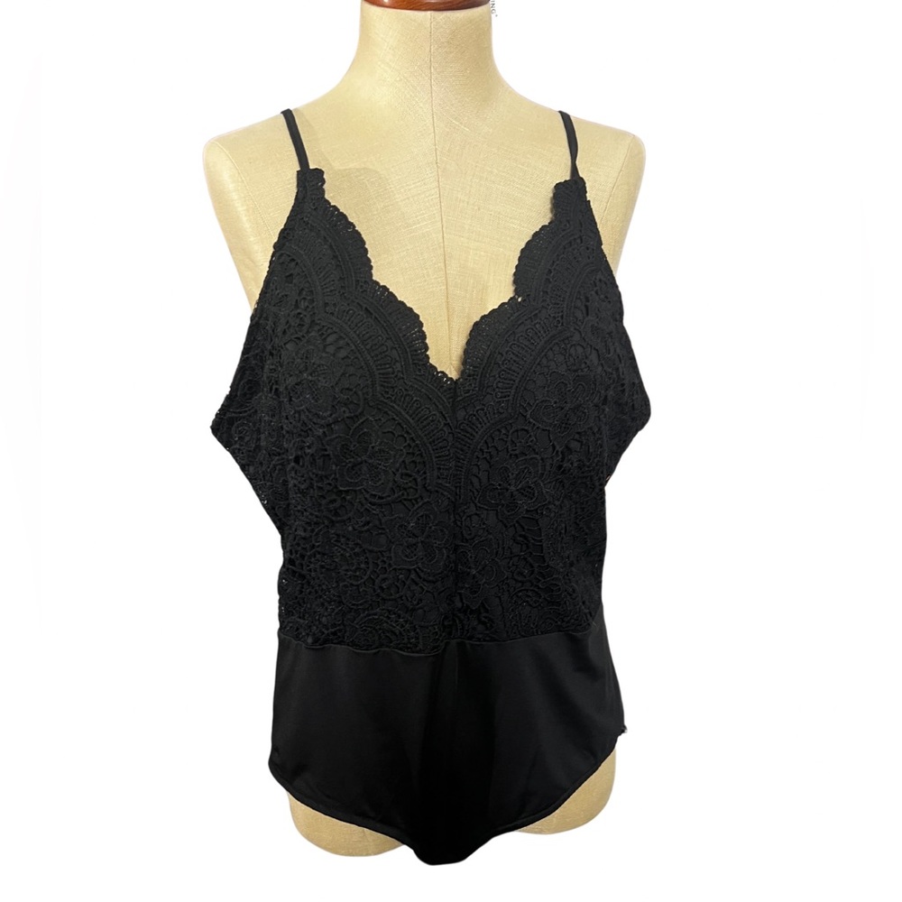 NWT Boohoo Premium Lace Bodysuit Size 20